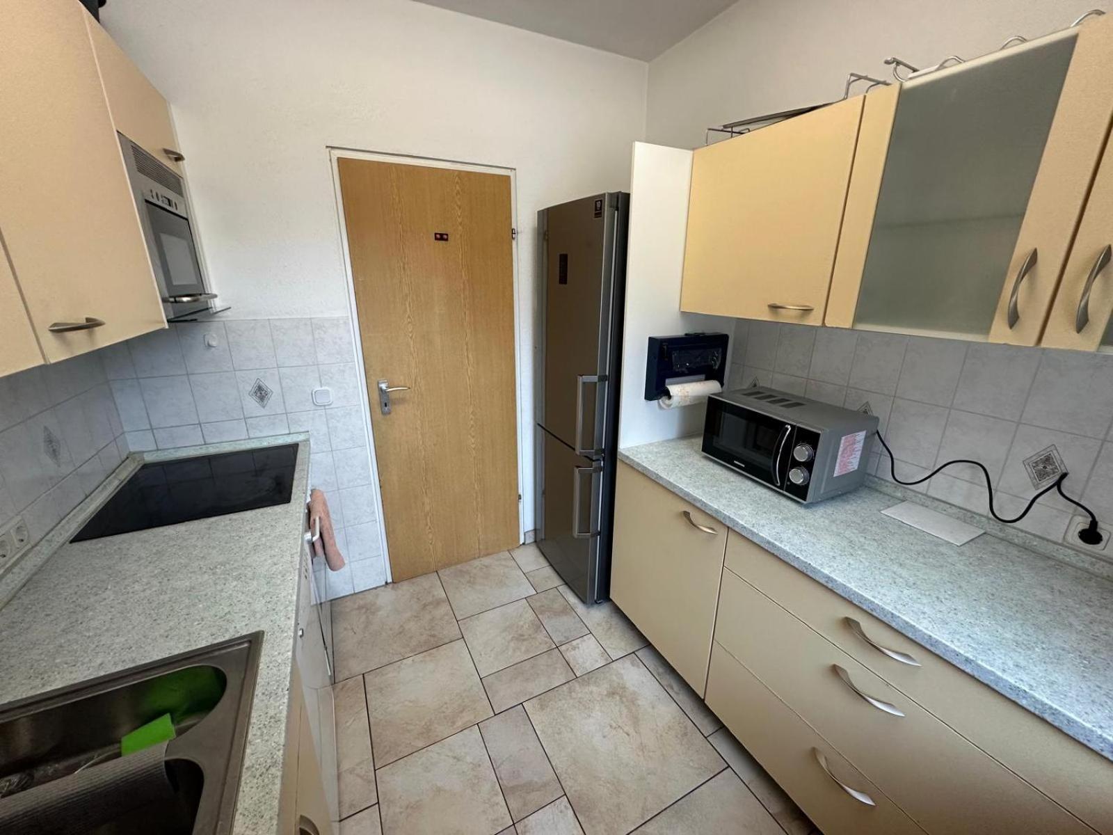 City Center - 4 Room Apartment With Kitchen And 2 Bathrooms Nuremberg Bagian luar foto