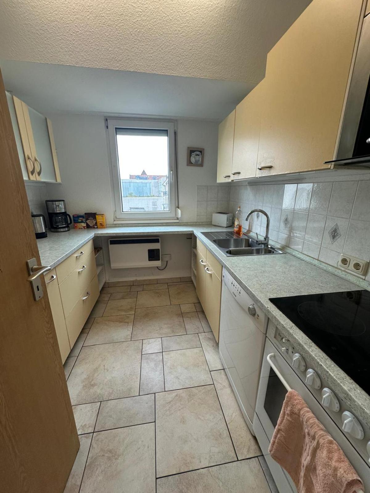 City Center - 4 Room Apartment With Kitchen And 2 Bathrooms Nuremberg Bagian luar foto